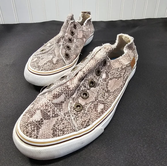 Blowfish Shoes Blowfish Malibu Snakeskin Shoes Womens Size 75